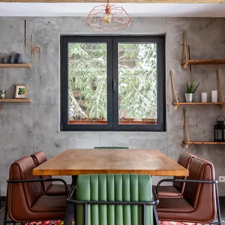 Kezman Mountain Brvnara Kopaonik